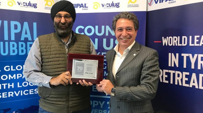 10 - Vipal-homenageia-empresa-de-Grantham-e-patrocina-os-seus-70-anos