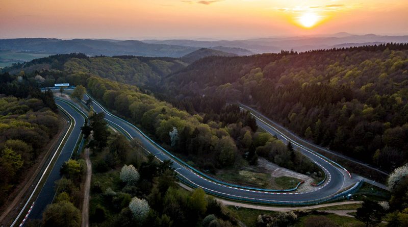 02 - Falken-lado-a-lado-com-a-Nürburgring-Endurance-Series