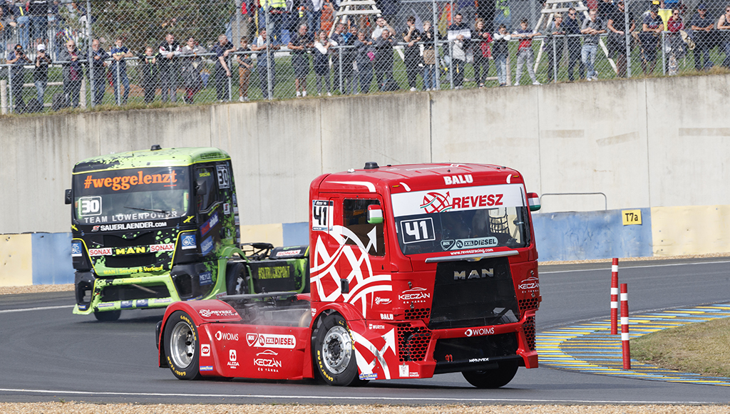 09 - goodyear-sobe-ao-podio