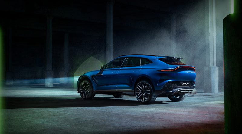 07 - Pirelli equipa ASTON MARTIN DBX707 com pneus à medida