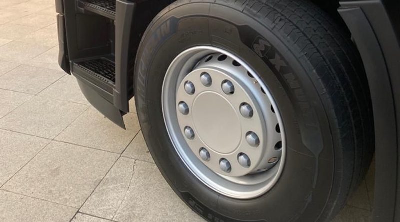 09 - Michelin participa na reuniao anual da ASERTRUCK