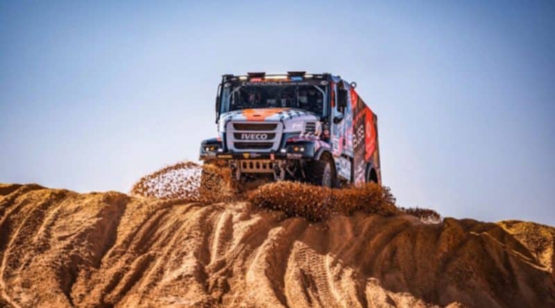 12 - Goodyear auxilia equipa De Rooy no rali Dakar 2024