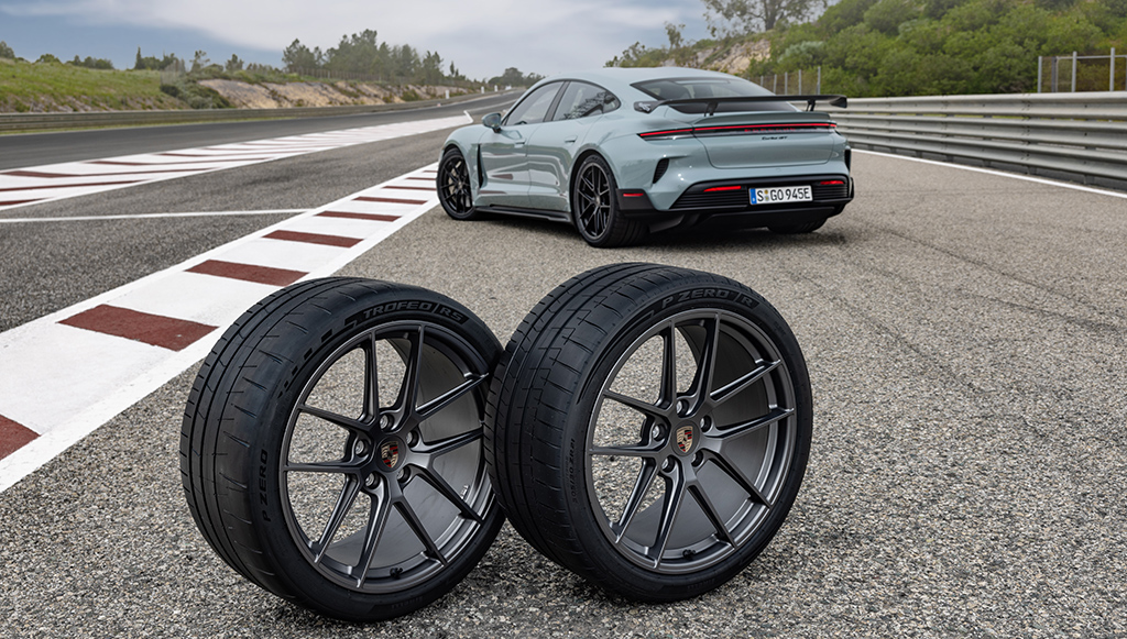 04 - Pirelli amplia gama Elect com novos pneus para o Porsche Taycan