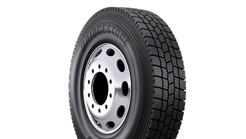 Bridgestone estreia pneu W920 ideal para todas as estacoes