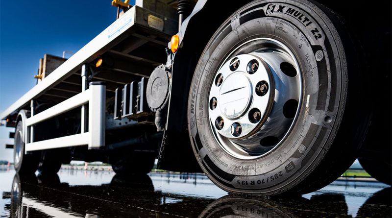 10 - Michelin lanca pneus X Multi Z2 e D2 em 195 polegadas