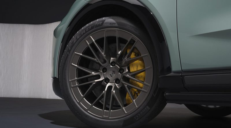 Pirelli desenvolve seis pneus para o Porsche Cayenne Electric